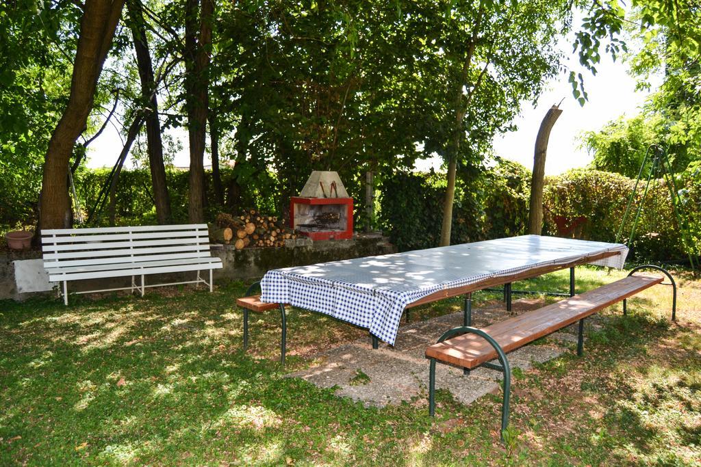Agriturismo Ca' La Pergola Lugagnano Exteriér fotografie