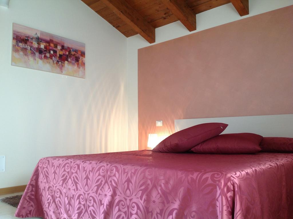Agriturismo Ca' La Pergola Lugagnano Pokoj fotografie